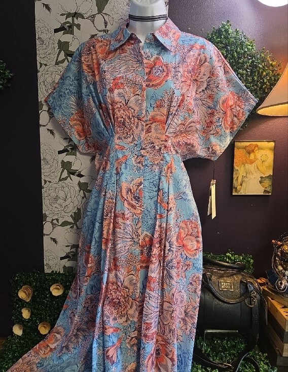 Nicole Miller Dresses & Skirts - Pleated Floral Riot Shirt Dress By Nicole Miller -Bat Wing Style Sleeves - Sz 10